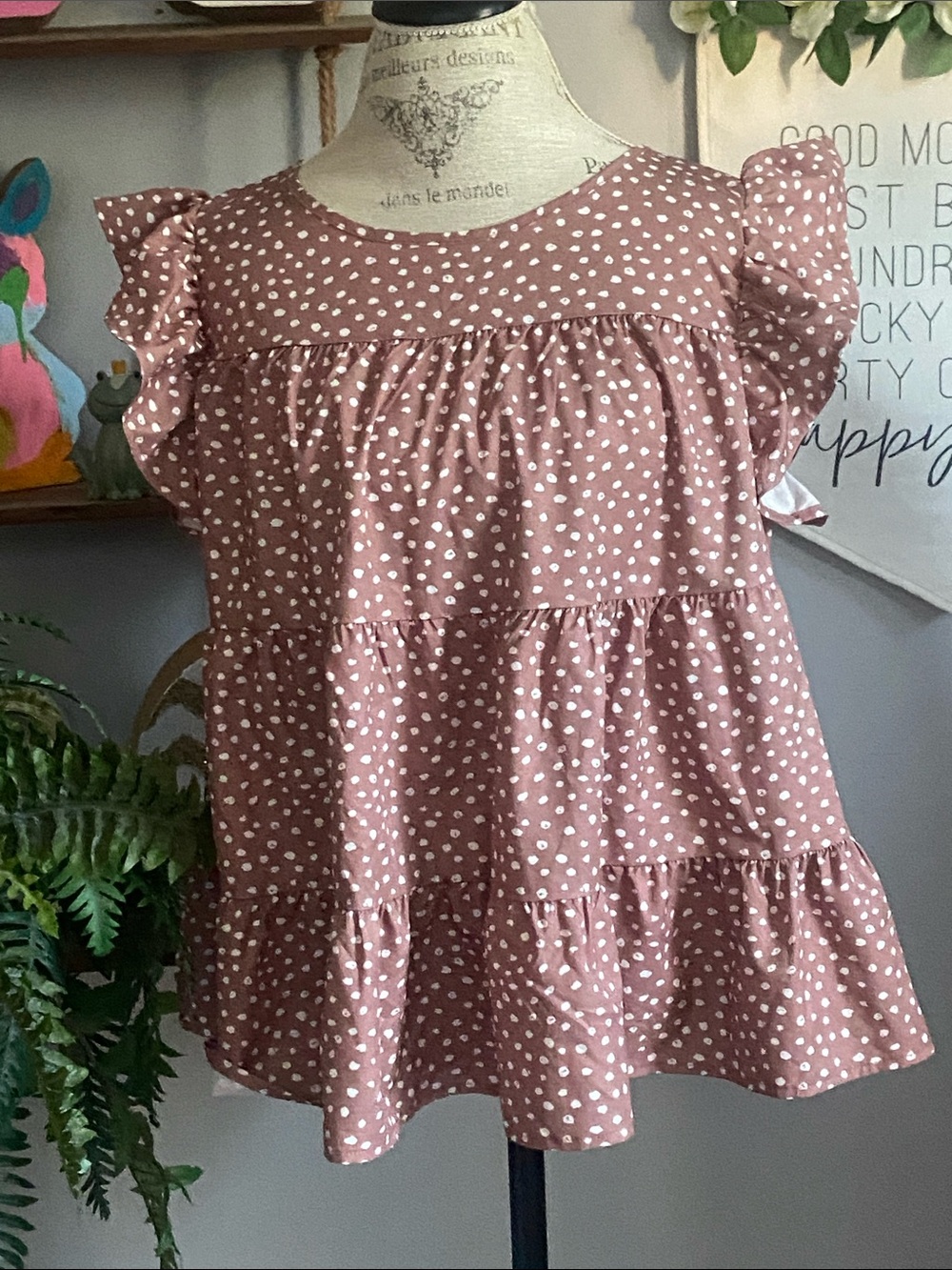 SHEIN 1X Dusty Rose Polka Dot Ruffle Sleeves Tiered Short Sleeve Top Shirt